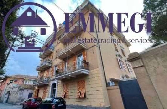 Appartamento con 6 locali in vendita in Via Tonale, Cornigliano, Genova