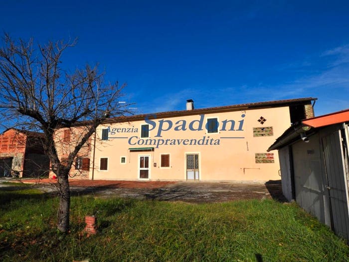 Casa con 6 locali in vendita in Traversa Valdinievole, La Capanna, Chiesina Uzzanese
