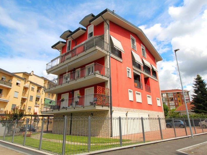 Appartamento con 5 locali in vendita in Via Silvio Pellico, Nichelino