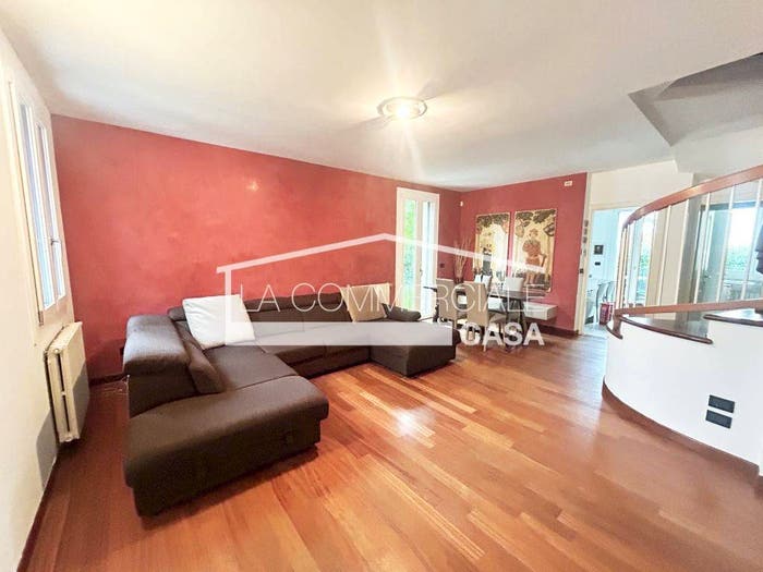 Casa con 6 locali in vendita in Centro, Mogliano Veneto