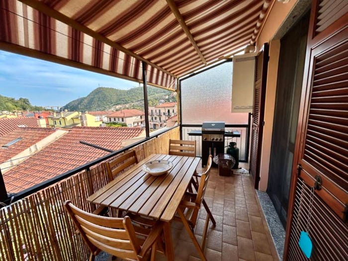 Appartamento quadrilocale in vendita in Via N Oddo, Centro, Tovo San Giacomo