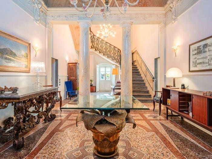 Casa con 6 locali in vendita in Viale del Mare, Ardenza, Livorno