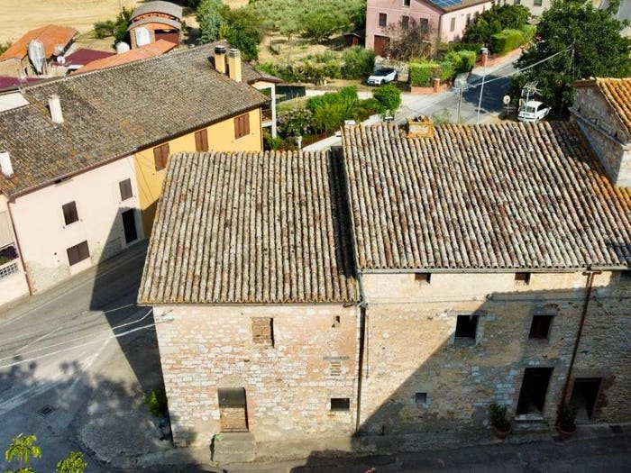Appartamento trilocale in vendita in Vocabolo Castelvecchio, Massa Martana