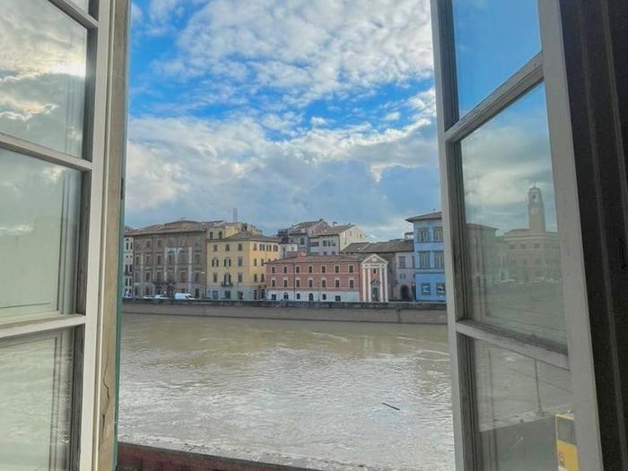 Appartamento con 6 locali in vendita in Lungarno Antonio Pacinotti, Santa Maria, Pisa