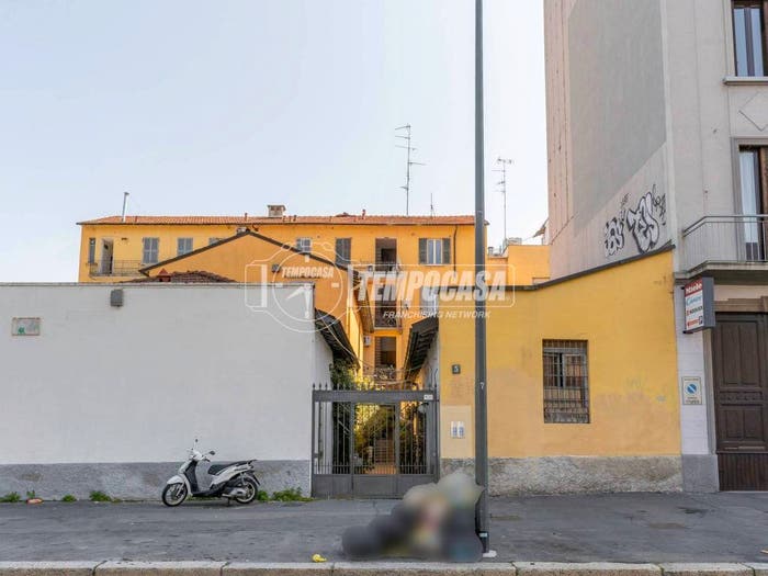 Appartamento monolocale in vendita in Via spezia, Famagosta, Milano