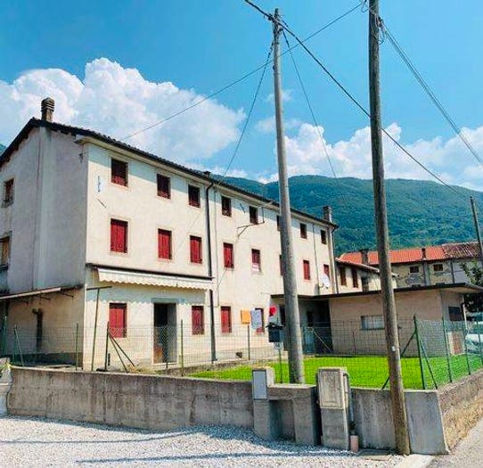 Casa con 6 locali in vendita in Via Della Madonnetta, Osigo, Fregona