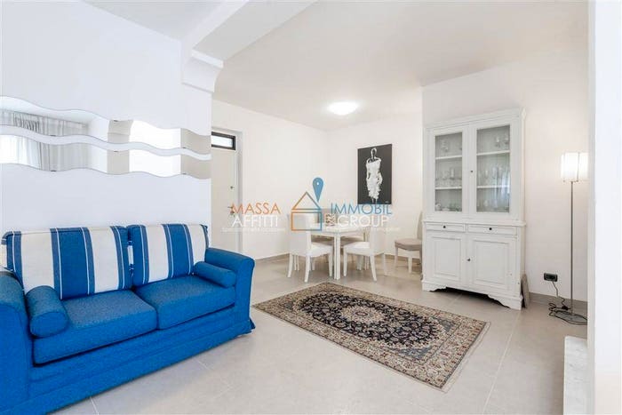Casa con 5 locali in vendita in Viale Marina, Debbia Cervaiolo, Montignoso