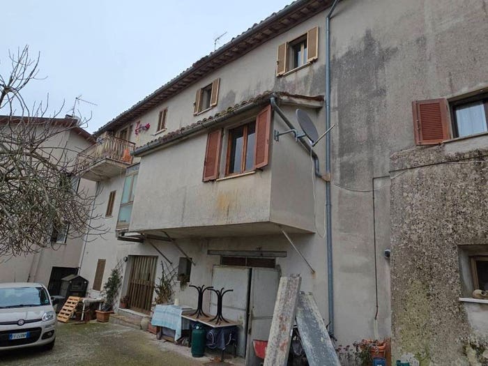 Appartamento con 5 locali in vendita in Strada Statale Eugubina, Gubbio