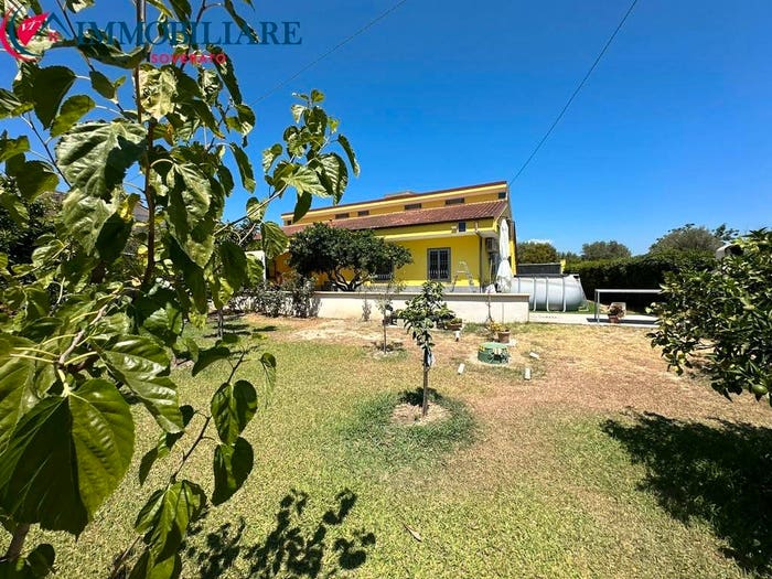 Casa con 5 locali in vendita in Viale Cassiodoro, Marina Di Davoli, Davoli