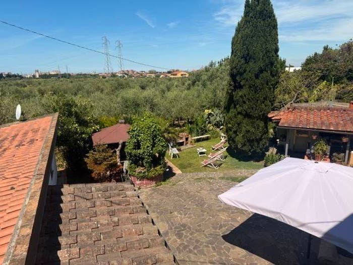 Casa con 6 locali in vendita in Salviano, Livorno