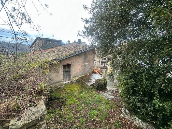 Casa con 5 locali in vendita in Vocabolo Colle Sant'Angelo, Arrone