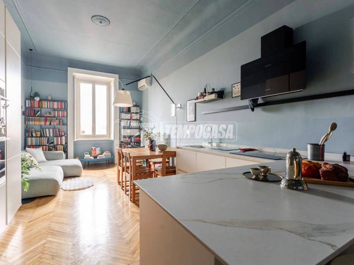 Appartamento trilocale in vendita in Viale Mugello, Porta Vittoria, Milano