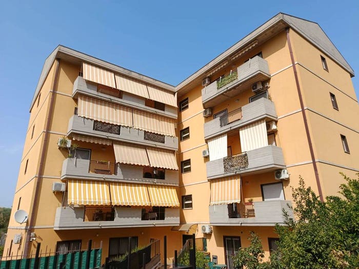 Appartamento quadrilocale in vendita in Via del Potatore, San Giorgio, Catania