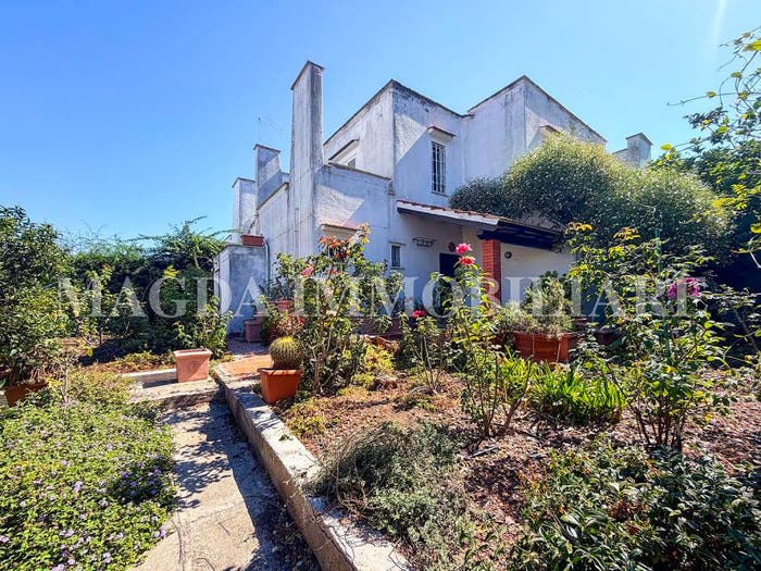 Casa con 6 locali in vendita in Viale Benedetto Marini, Cerenova, Cerveteri