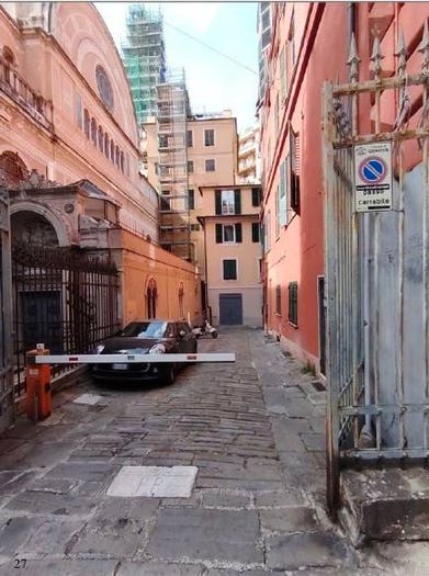 Appartamento quadrilocale in vendita in Via Assarotti, Castelletto, Genova