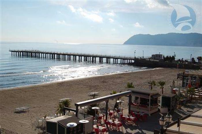 Appartamento con 6 locali in vendita in Centro, Alassio
