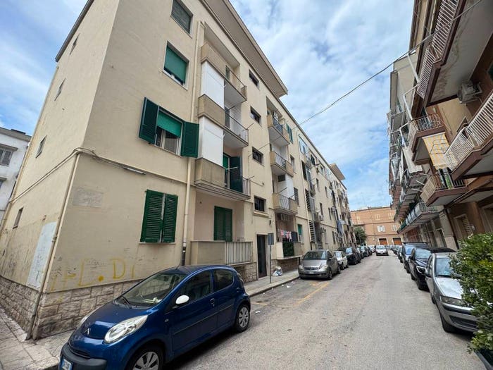 Appartamento trilocale in vendita in Via Sonnino, Bisceglie