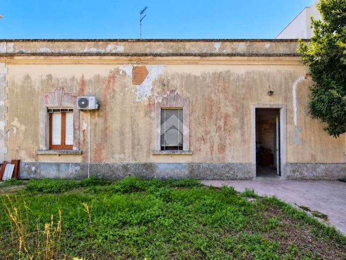 Appartamento trilocale in vendita in Via monteroni, Rudiae Casermette, Lecce