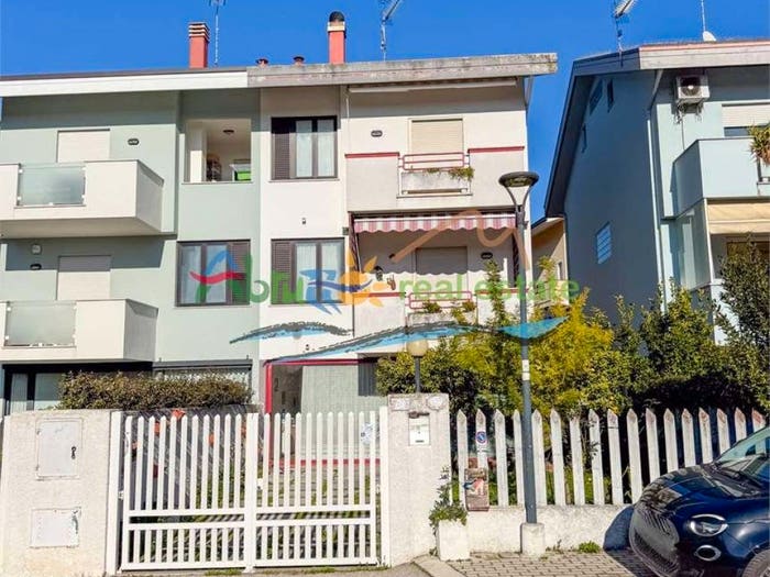Casa con 6 locali in vendita in Via del borgo, Vestina Chiarini, Montesilvano