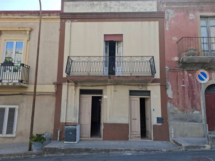 Casa con 5 locali in vendita in Via Vittorio Emanuele, Centro, Furnari