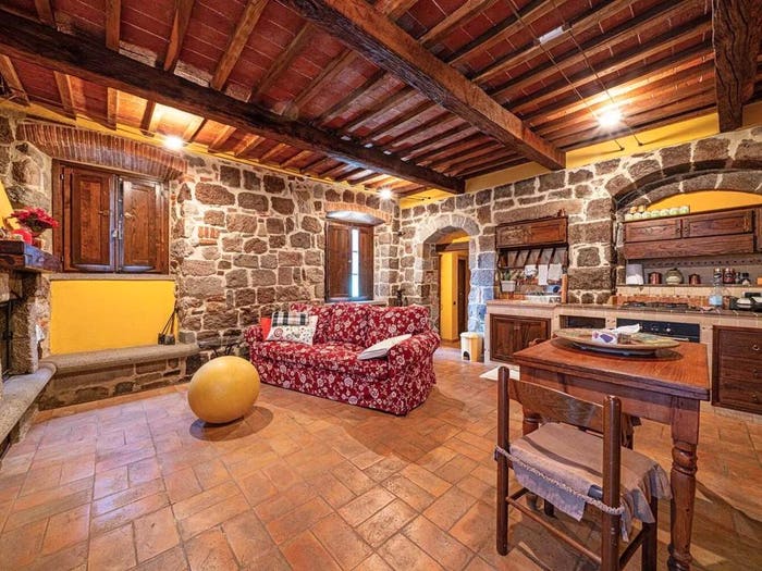 Appartamento con 5 locali in vendita in Via Fioravantesca No Number, Centro, Arcidosso