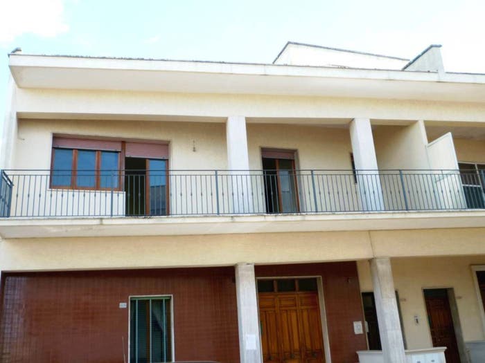 Appartamento con 6 locali in vendita in Via Roma, Cursi