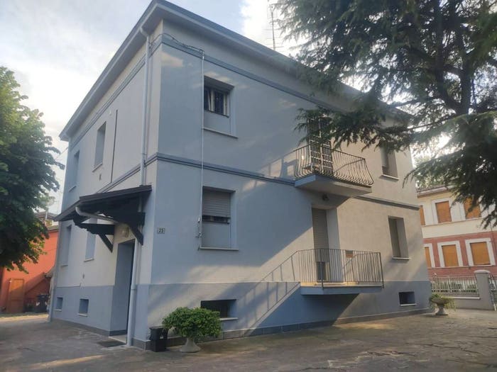 Casa con 6 locali in vendita in Via Cavalieri Vittorio Veneto, Centro, Castelnuovo Rangone