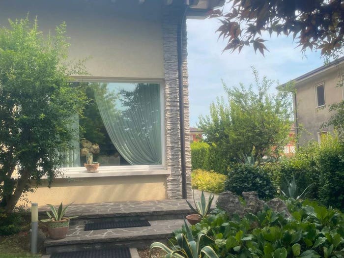Casa con 6 locali in vendita in Via Salvo D'Acquisto, Molinetto, Mazzano