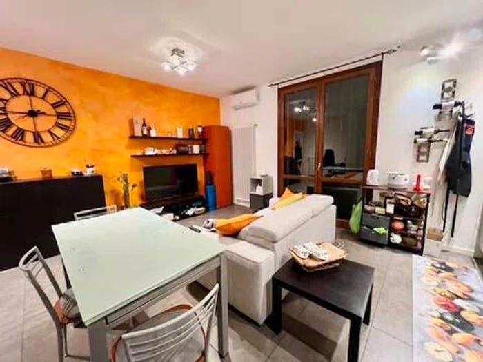 Appartamento trilocale in vendita in Via San Valentino, Castellarano