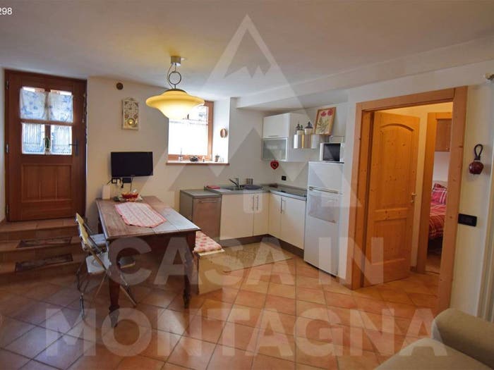 Appartamento bilocale in vendita in Via Dolomiti, Campitello di Fassa