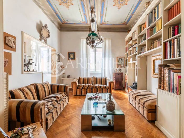 Appartamento trilocale in vendita in Via di Voltaia Nel Corso, Centro, Montepulciano