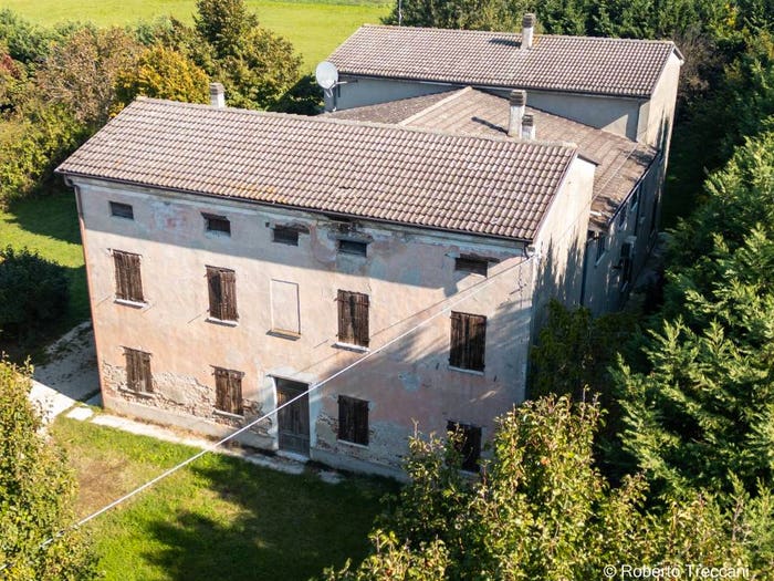 Casa con 6 locali in vendita in Viale Vittorio Veneto, Centro, Redondesco