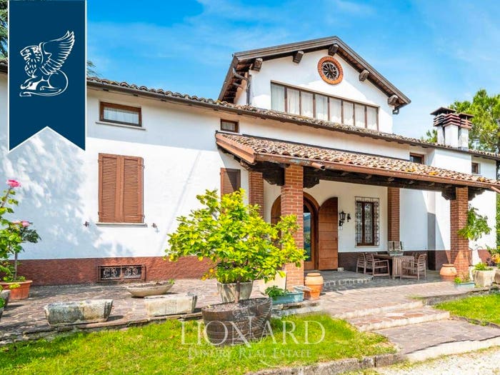 Casa con 6 locali in vendita in Centro, Pianello Val Tidone