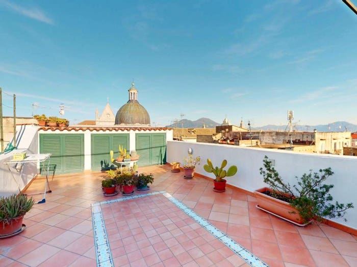 Appartamento bilocale in vendita in Vico Giganti, Centro Storico, Napoli