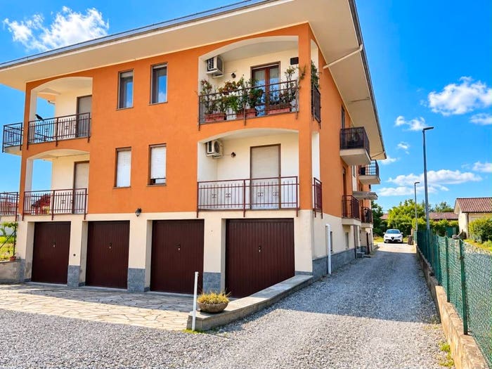 Appartamento trilocale in vendita in Via Oropa, Candelo