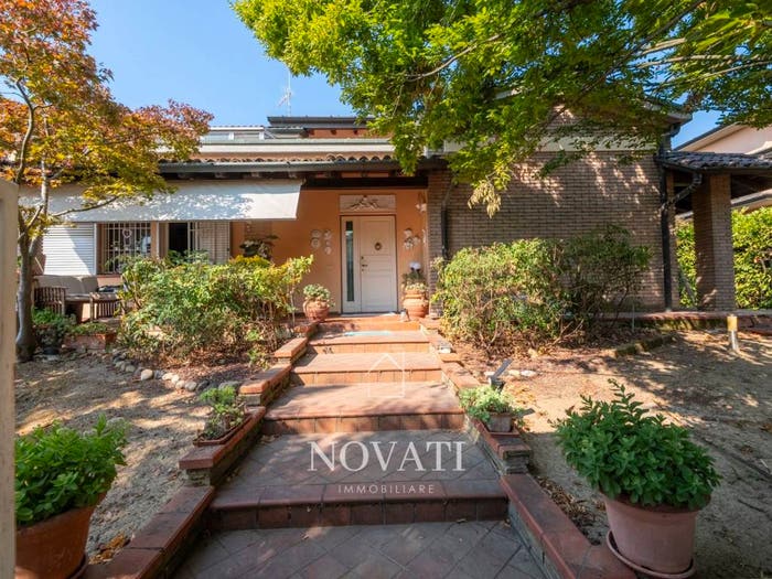 Casa con 6 locali in vendita in Via Bruno Buozzi, Centro, Casalpusterlengo