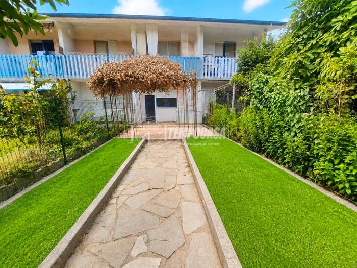 Casa quadrilocale in vendita in Ivrea