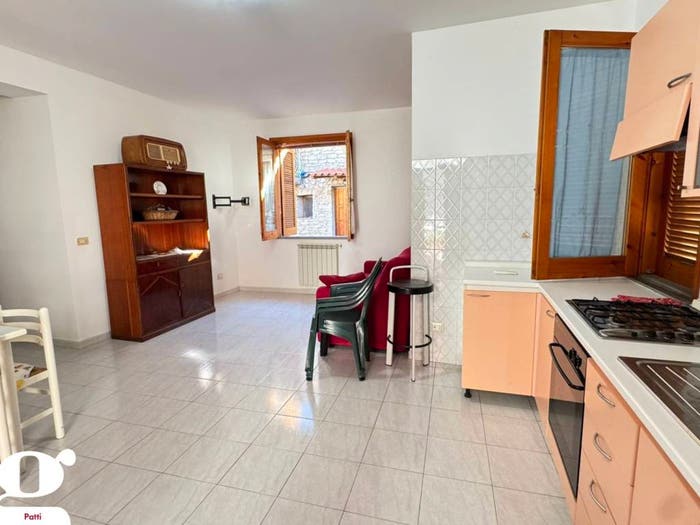 Appartamento quadrilocale in vendita in Patti Marina snc, Centro, Patti