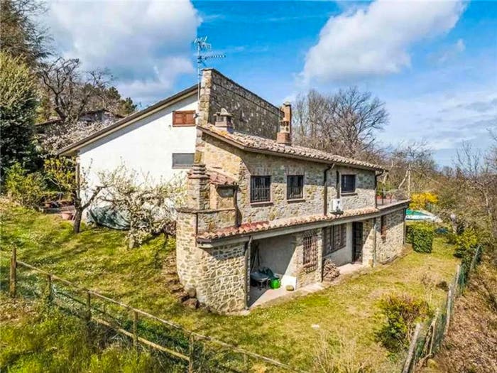 Casa con 6 locali in vendita in Vocabolo Ponibbiale, Ponibbiale, Piegaro