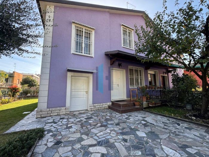 Casa quadrilocale in vendita in Via Violino di Sopra, Violino, Brescia