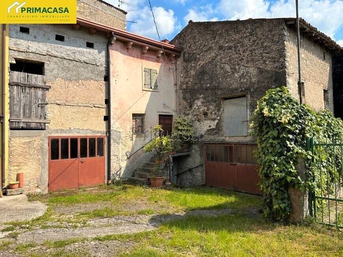 Casa quadrilocale in vendita in Via Villa di Azzago, Azzago, Grezzana
