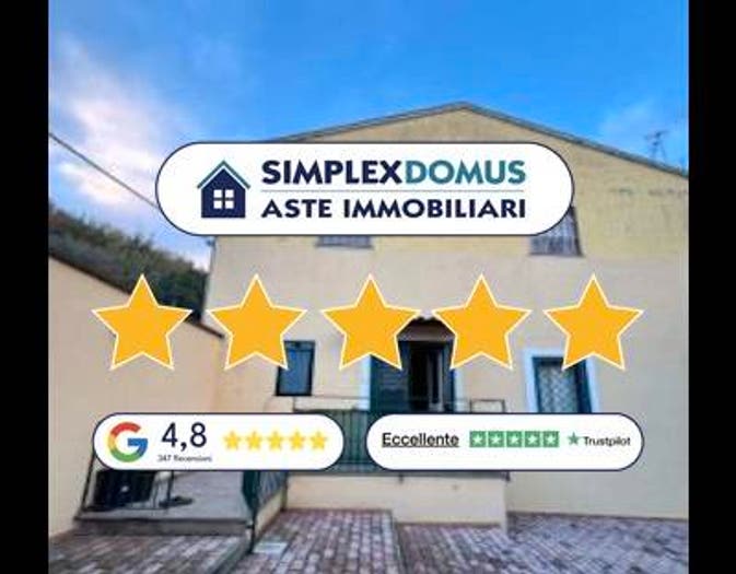 Appartamento quadrilocale in vendita in via Giovanni Nicotera, Centro, Baronissi