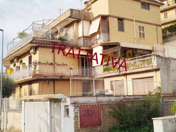 Appartamento trilocale in vendita in Via Sestino, Fidene, Roma