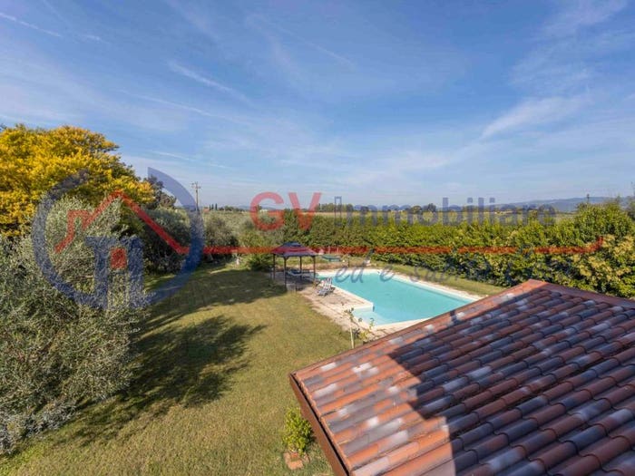 Casa con 5 locali in vendita in Strada Provinciale Ingegnere, Roccastrada