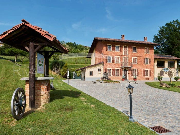 Casa con 6 locali in vendita in Via Boranco, Cortanze