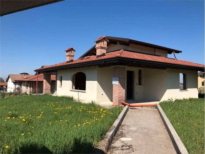Casa con 5 locali in vendita in Madonna dei Boschi, Centro, Peveragno