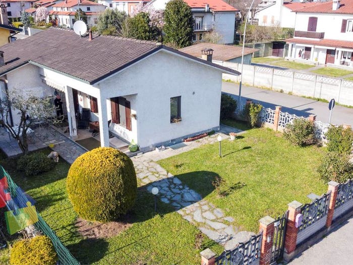 Casa trilocale in vendita in Via Vigevano, Motta Visconti