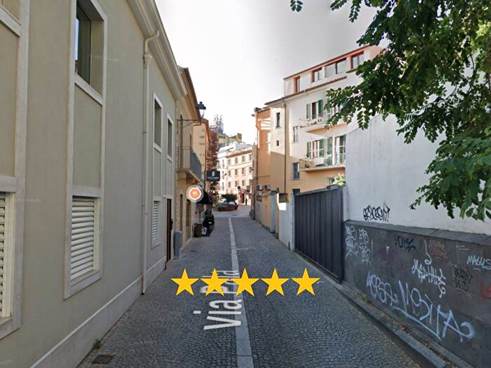 Appartamento con 6 locali in vendita in via Pala, Centro Storico, Olbia