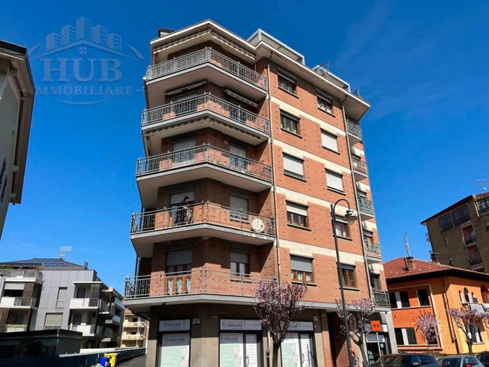 Appartamento quadrilocale in vendita in Via Giovanni Lovera, Centro, Borgo San Dalmazzo