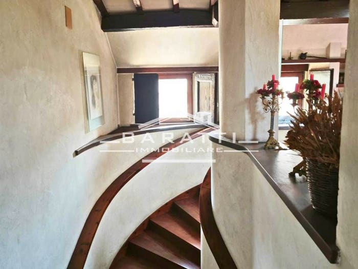 Casa con 6 locali in vendita in Centro, Mantova